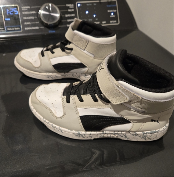 Puma Black and White High-Top Sneakers with Velcro Strap - Picture 1 of 7